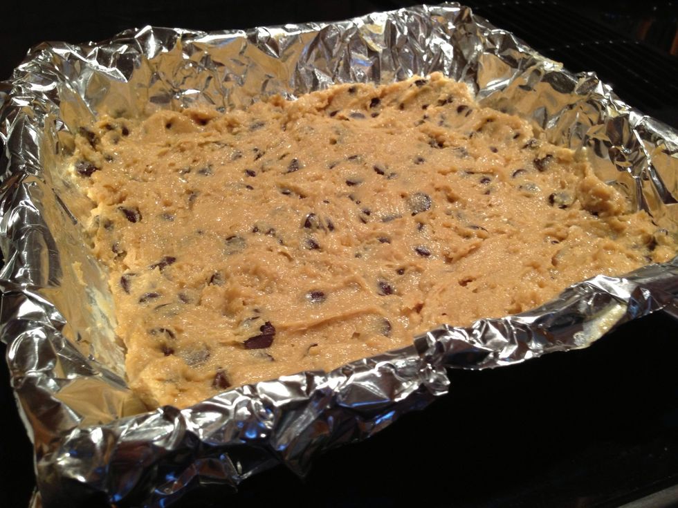 P\u00f3ngala para untar en la charola para hornear.