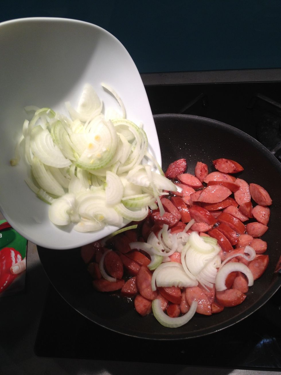 P\u0159id\u00e1me cibuli.