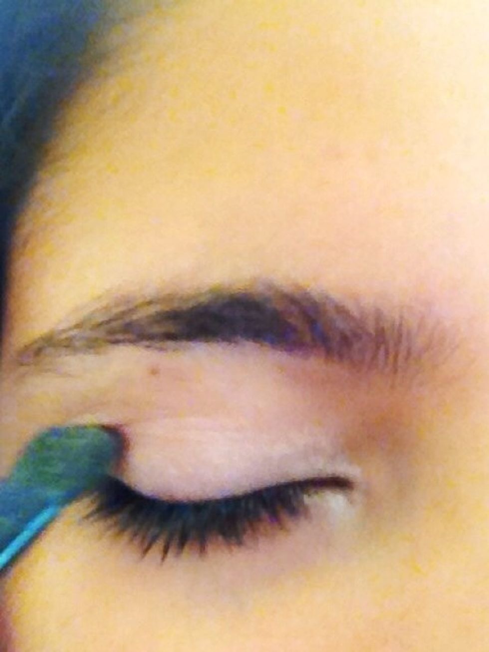 Pack it all over the lid and stop at the crease