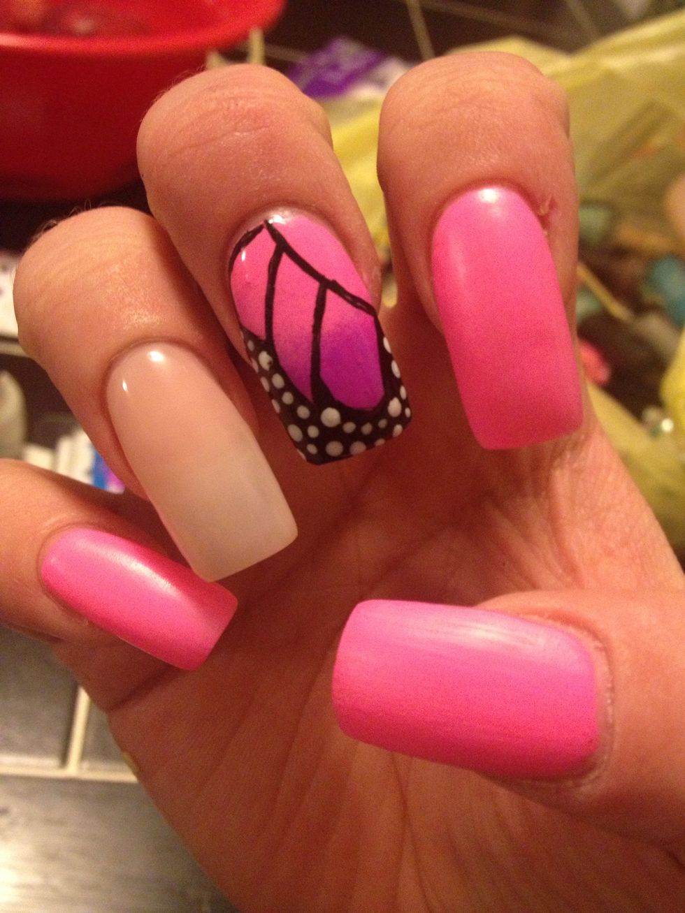 How to create butterfly nails B+C Guides