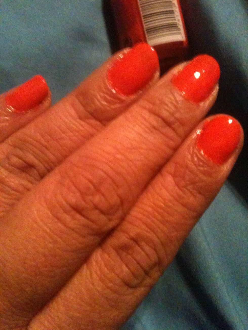 Paint all your nails orange.