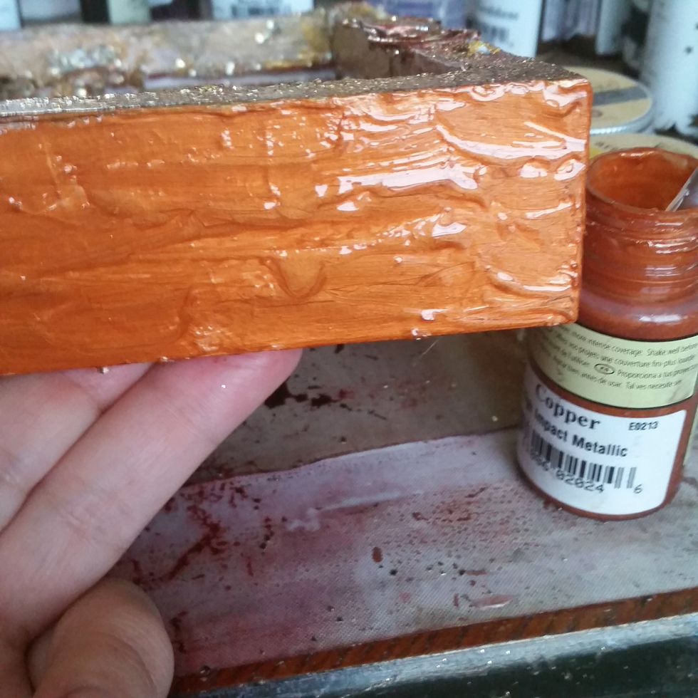 Paint the edges and sides of the frame in a thick coat of Copper paint. I did 2 coats.