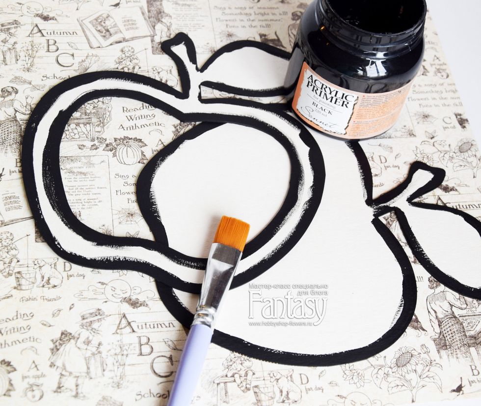 Paint the frames with acrylic primer