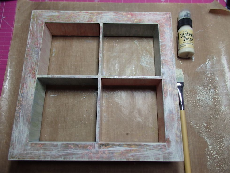 Paint this color with dry brush\u3000