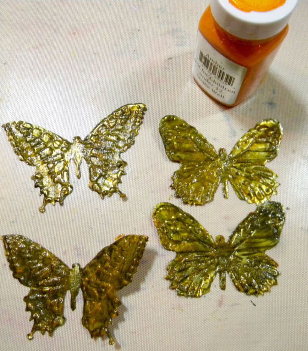 Paint with Amber Gemstones and let dry. Note: once the die-cuts are cut, the edges are not sharp, so they are easy to handle.