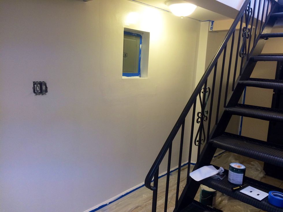 Paint with in the perimeter white
