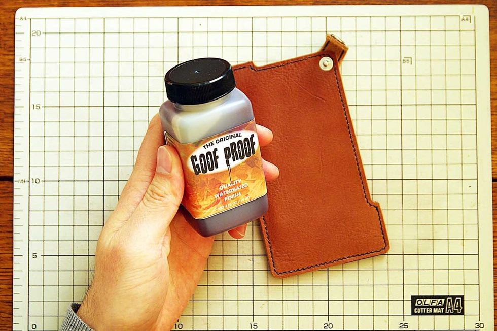 Paint with stain on the edge.