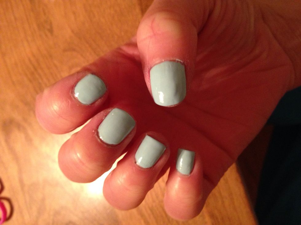 paint your nails a minty blue ( Essie Ming candy apple )