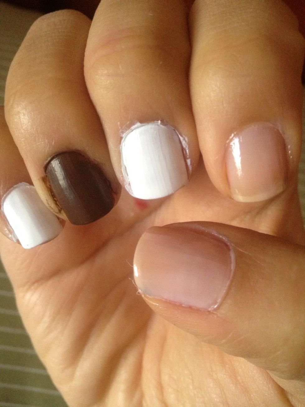 Paint your nails like this