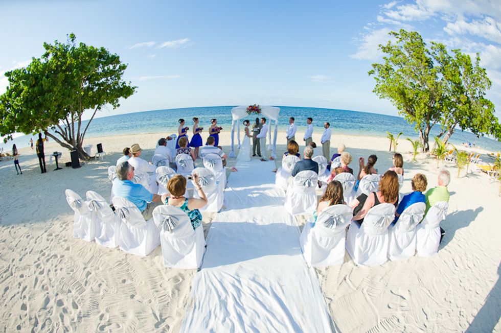 Pampered life in Discovery Bay-Jamaica Jamaica has for many years remained a five star honeymoon destination for couples all over the world.Now Jamaica is also a coveted wedding venue.