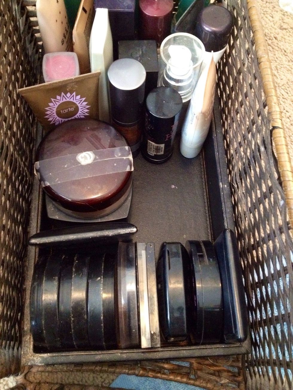 Part 2: powders: bronzers, pressed powder & translucent.