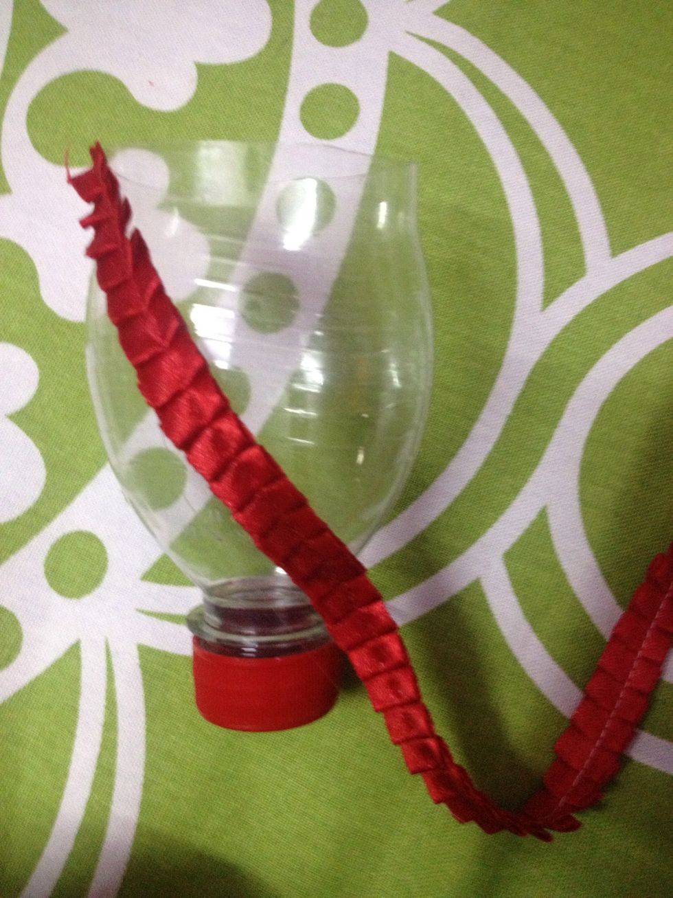 Paste this frill and then keep rotating the bottle