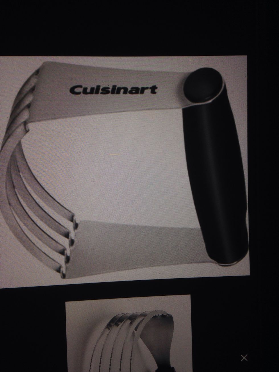 Pastry blender is used mix things into flower. I can use this when making things like cake.