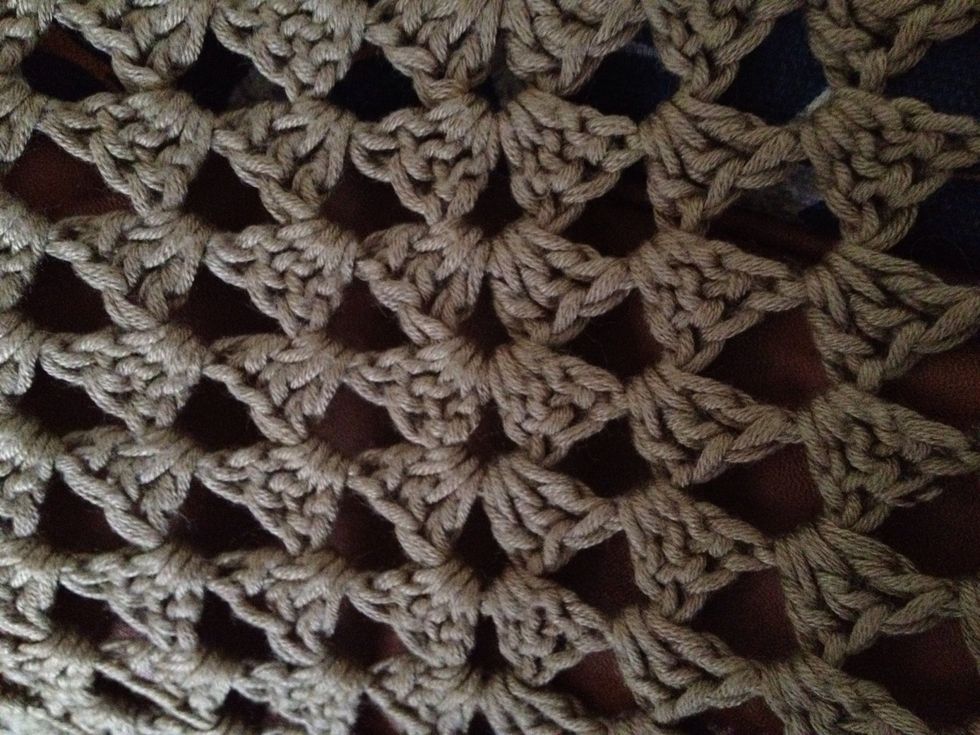 Pattern: ch3, turn, 2tr in first tr, *3tr in a ch1sp, ch1, 3tr in a ch1sp*... 3tr in last st of turning chain... Ad infinitum! (repeat is *to*)