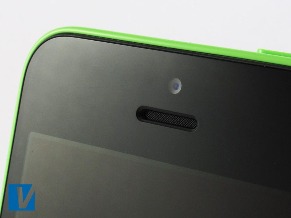 Pay close attention to every detail of the camera lens and speaker. Their position, the space between the two, the size of the speaker, the edging of each piece and the overall finish quality.