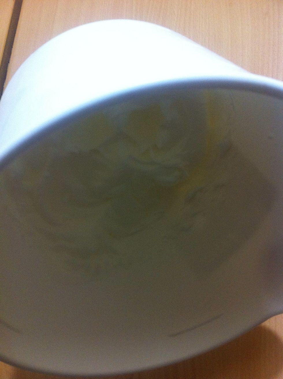 Peaks so stiff that if you lift your bowl upside down over your head it won't fall