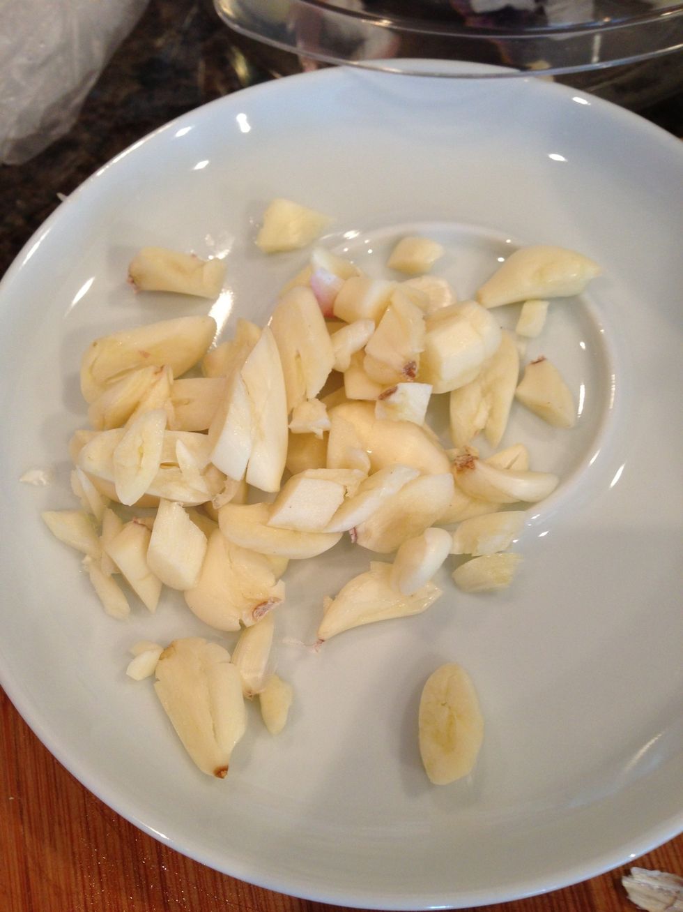 Peel and chop 6 to 7 cloves of garlic