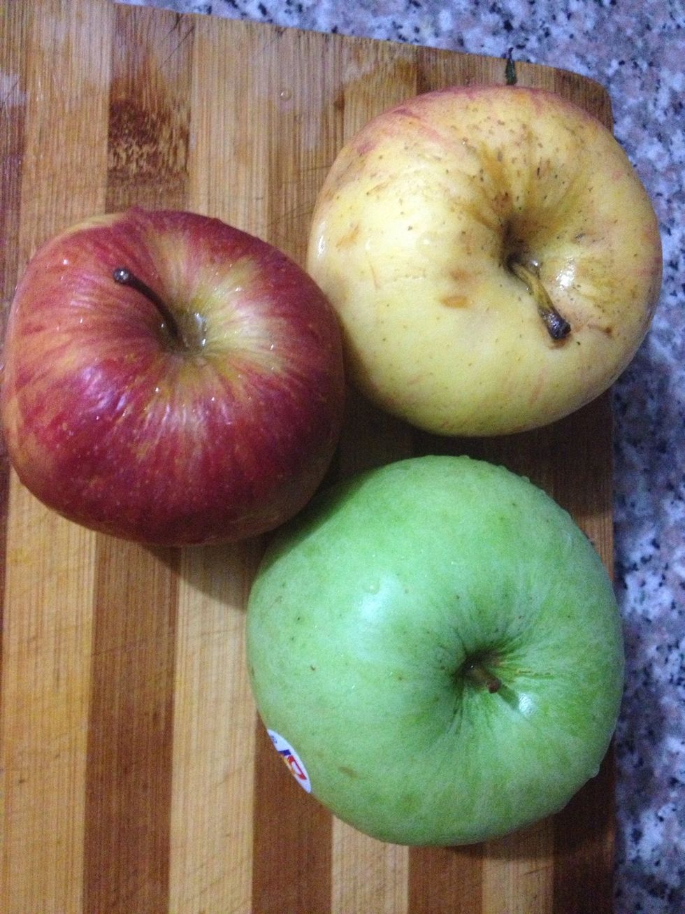 Peel and core the apples, dice them into small chunks