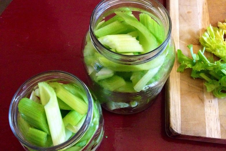 https://guides.brit.co/media-library/peel-away-each-stalk-of-celery-from-bunch-wash-cut-into-nice-inch-long-diagonal-shape-and-place-in-sterilized-jar-keep-leaves.jpg?id=24069319&width=784&quality=85
