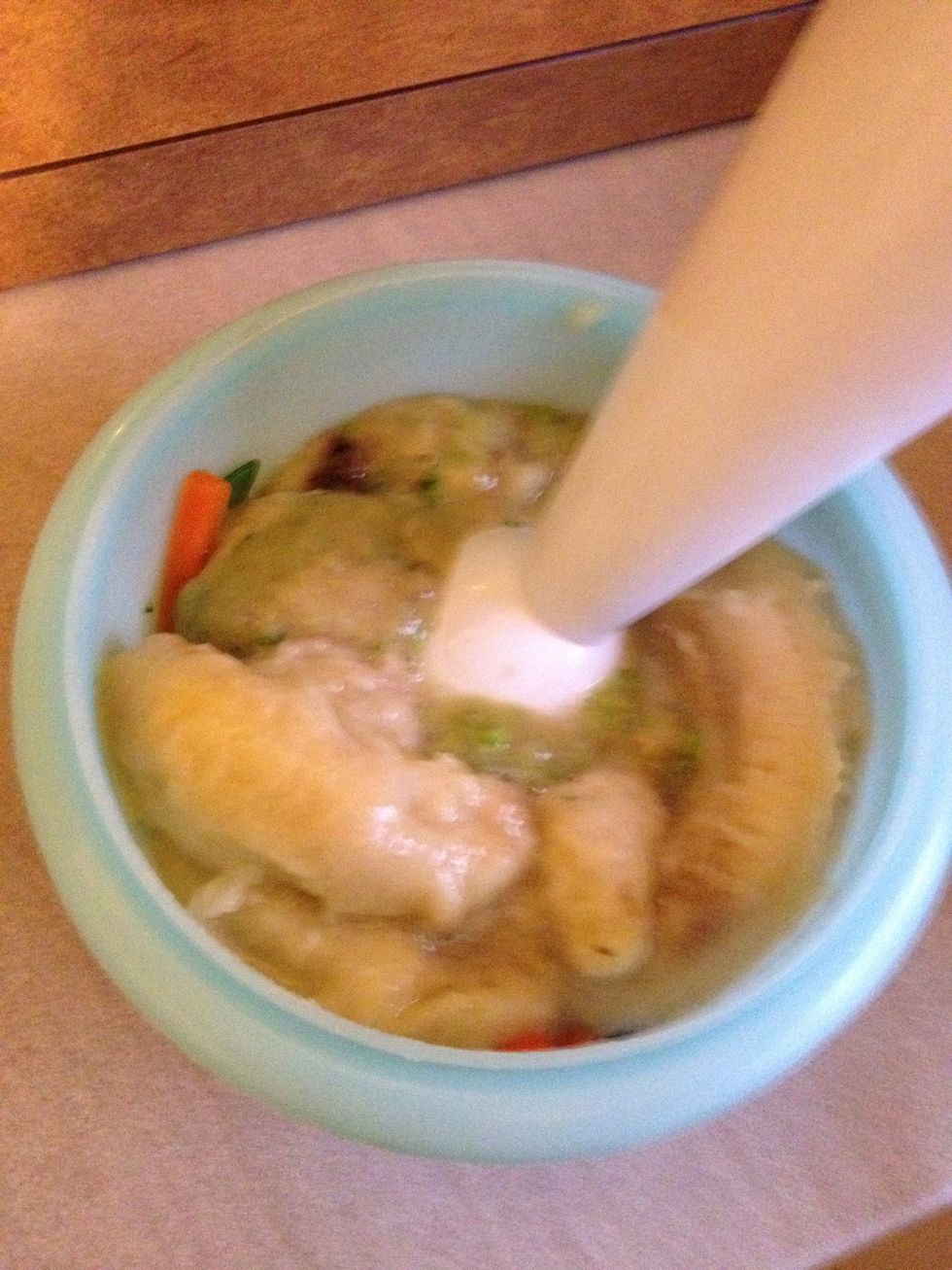 Peel bananas, add to veges and puree with a stick mixer