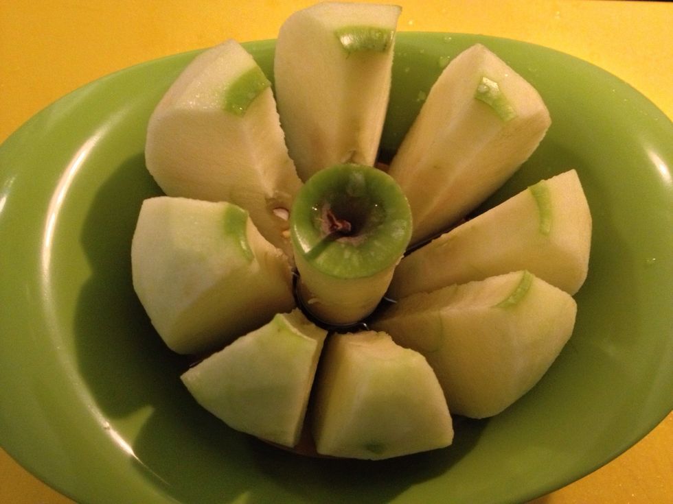 Peel, core and sliced.