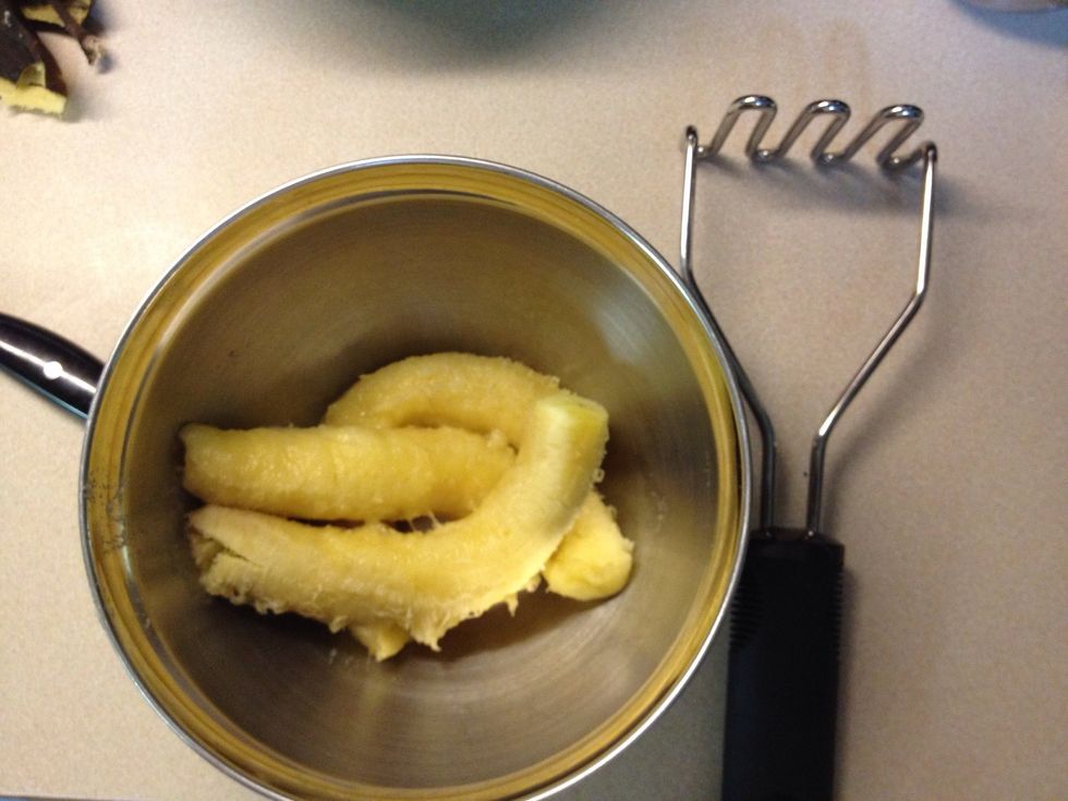 Peel your overripe bananas and placed them in a small bowl.