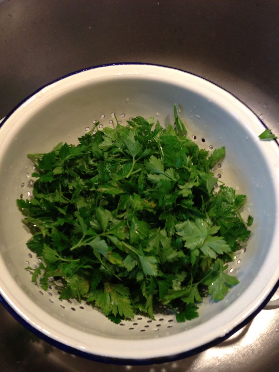 Pick and wash the parsley
