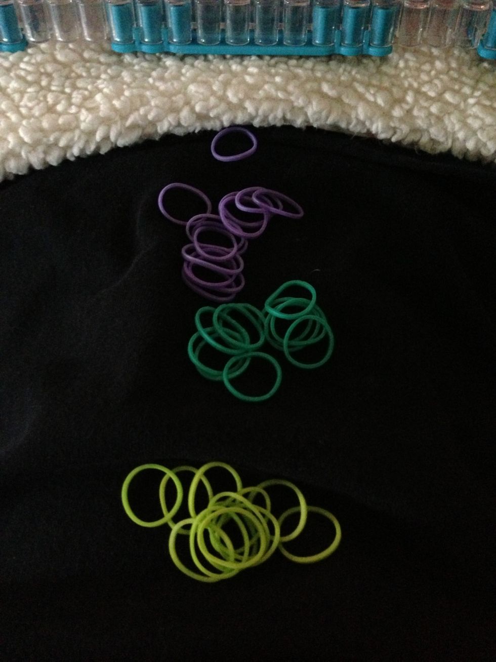 Pick colors\ud83d\udc99\ud83d\udc9c\ud83d\udc9a\u2764\ud83d\udc9b