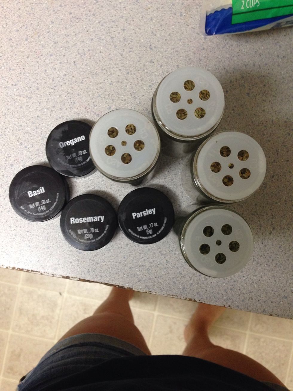 pick our your favorite Pizza spices!