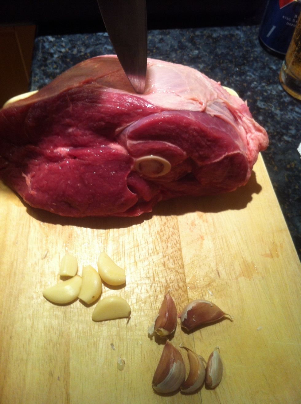 Pierce the leg of lamb in 5 places