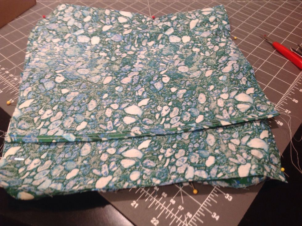 Pin back sides overlapping with right sides together.