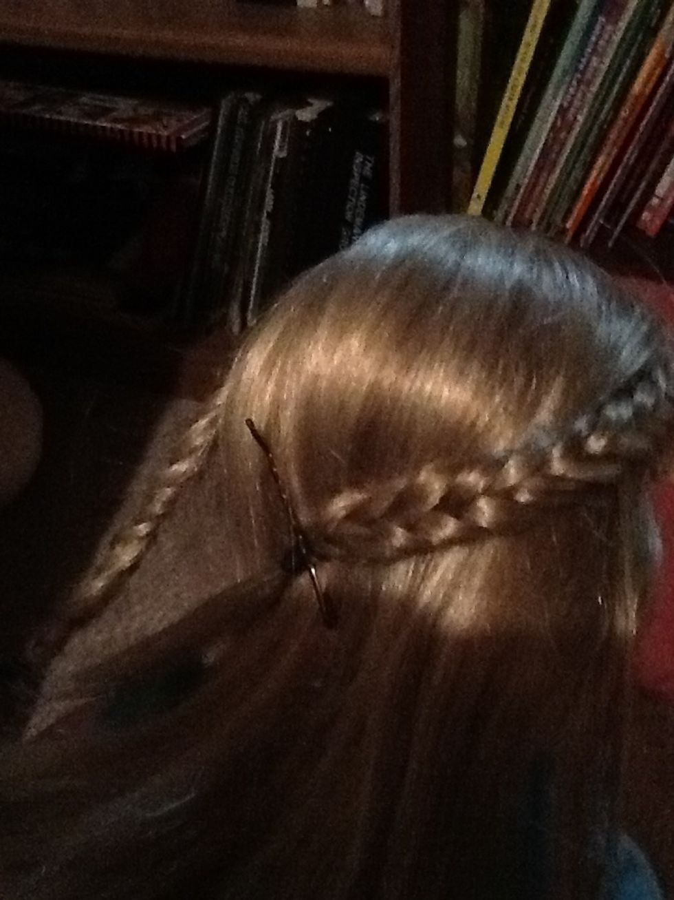 Pin one side all the way to the middle