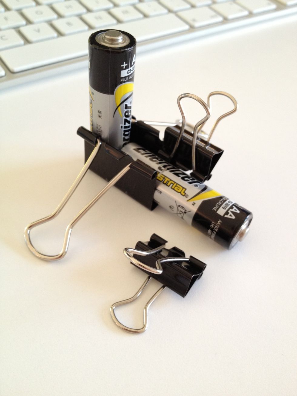 Pin the baby clips to the big one, like shown above.