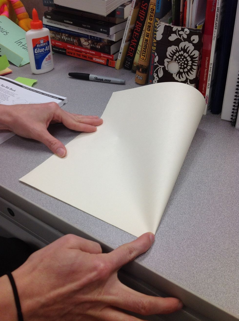 Pinch the edge to mark the middle.