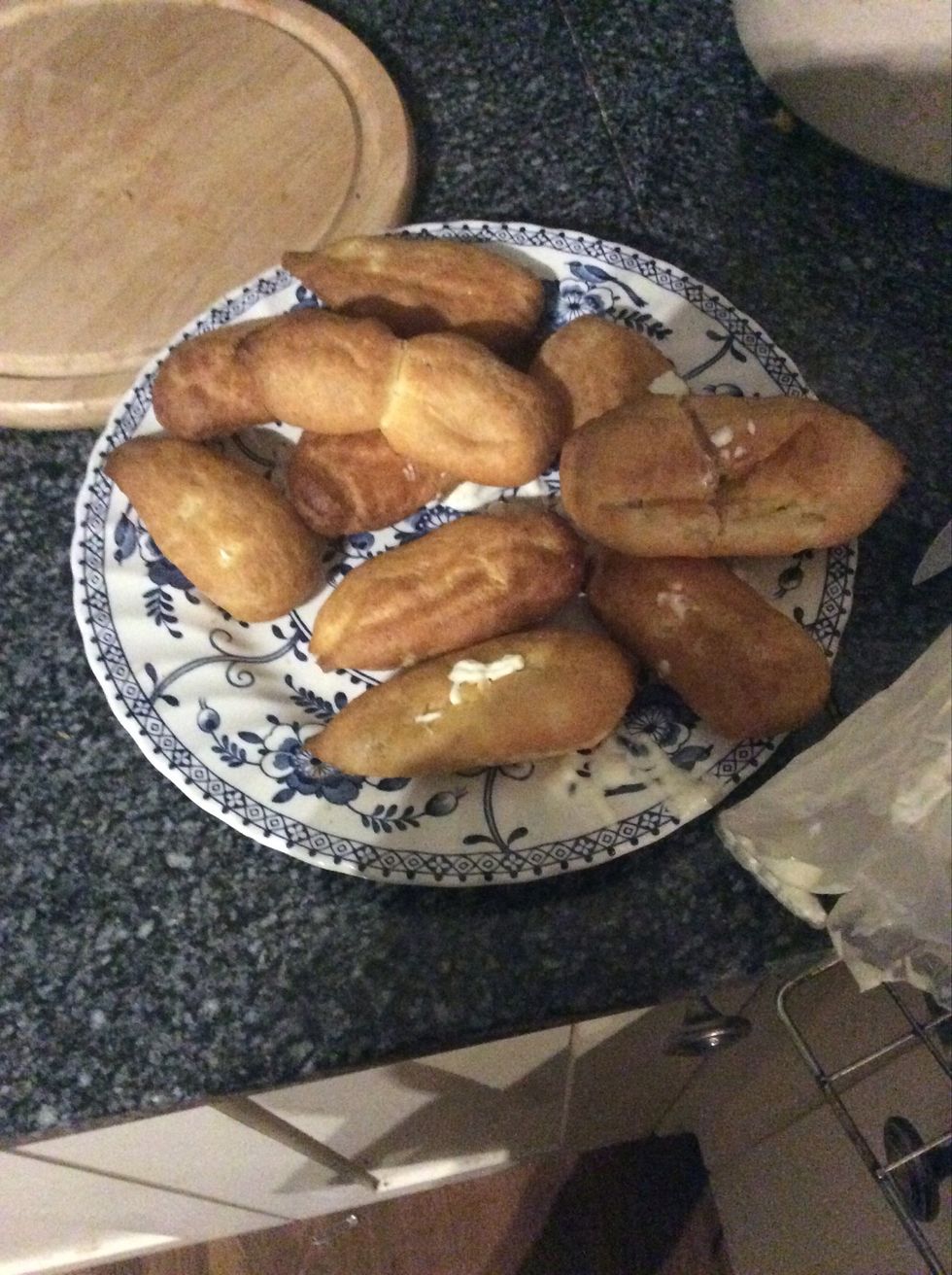 Pipe cream into the middle (using the small hole you created earlier)