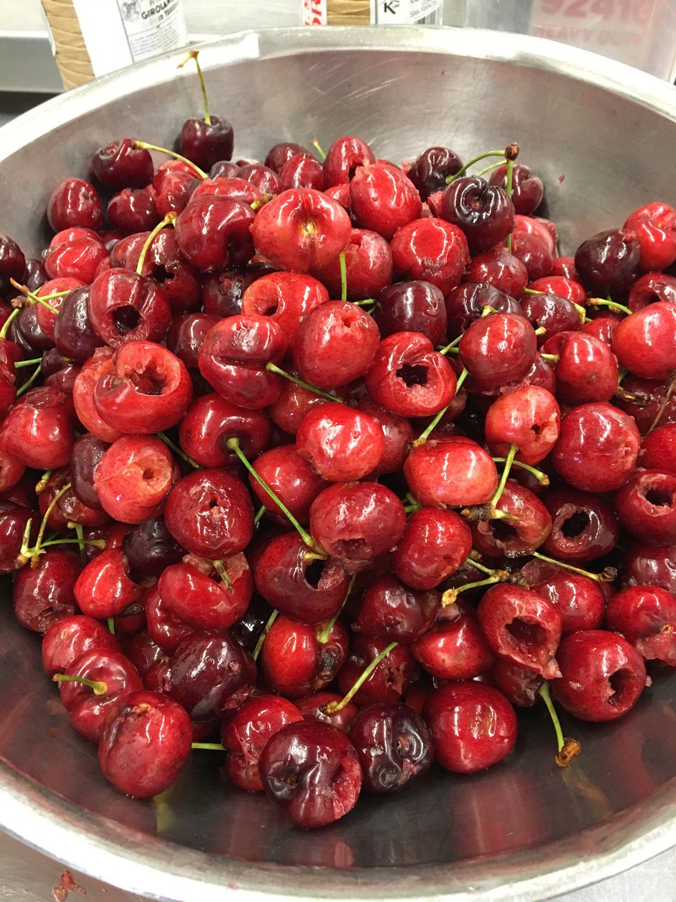 pitted cherries
