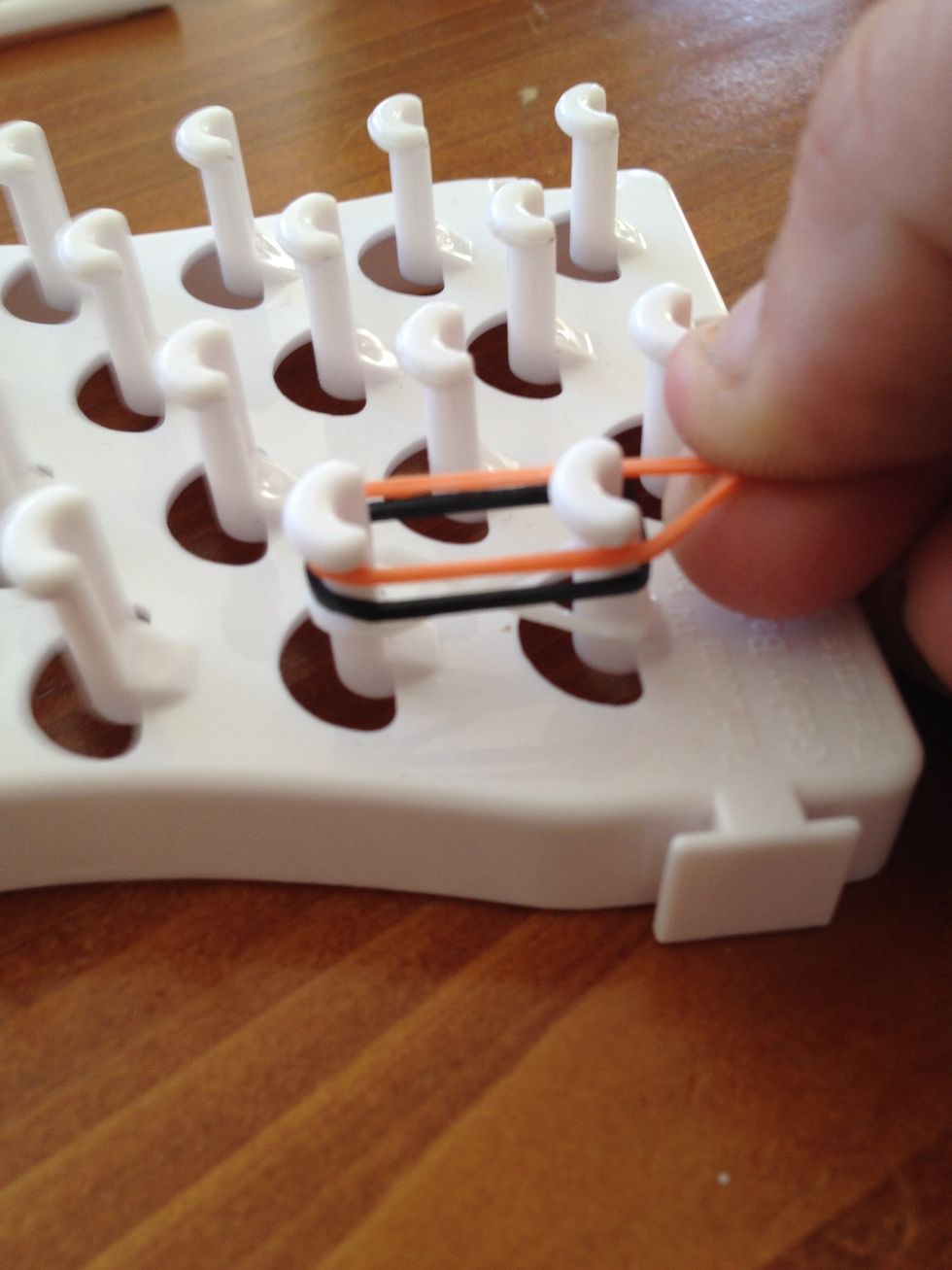 Place 3rd band normally As for the rest of the rest of the band they are hooked on pins normally