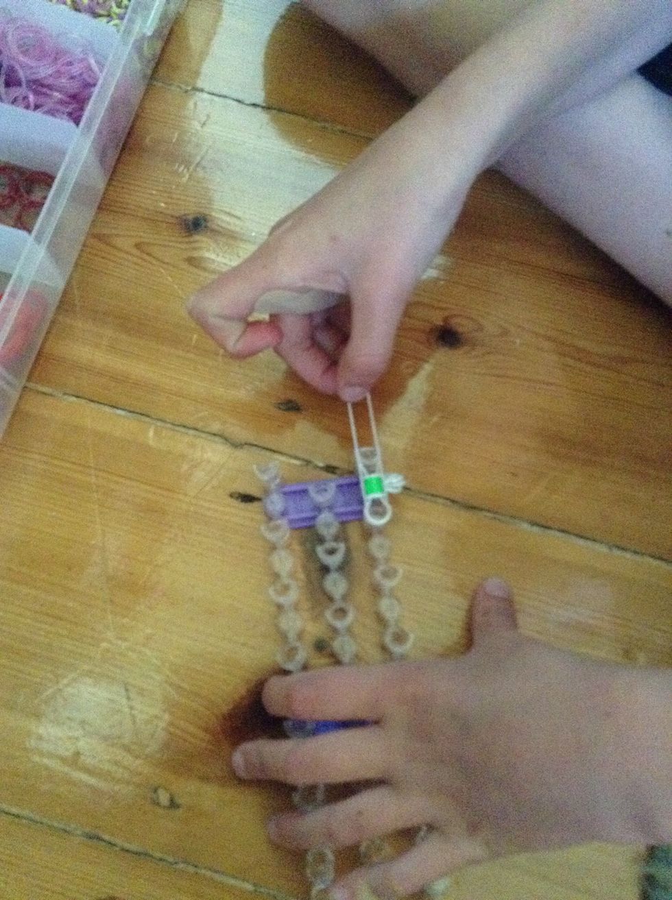 Place a single or 2 bands on.