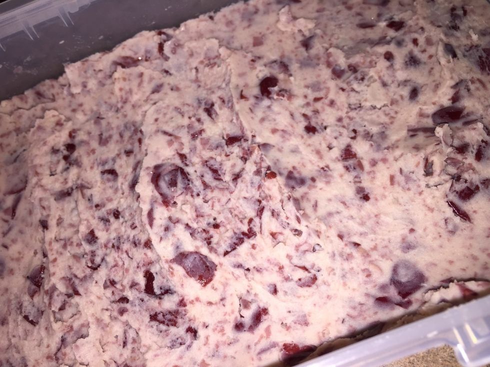 Place a thin layer of beans at the bottom, Beans are a macronutrient.