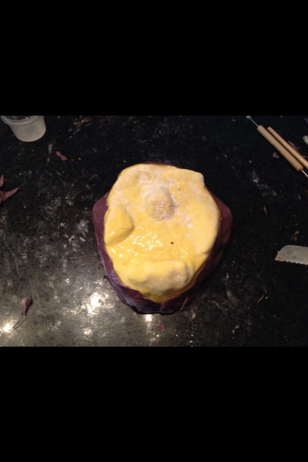 Place around the head