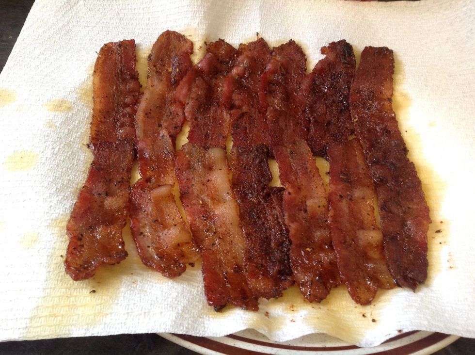 Place Bacon on Paper Towel