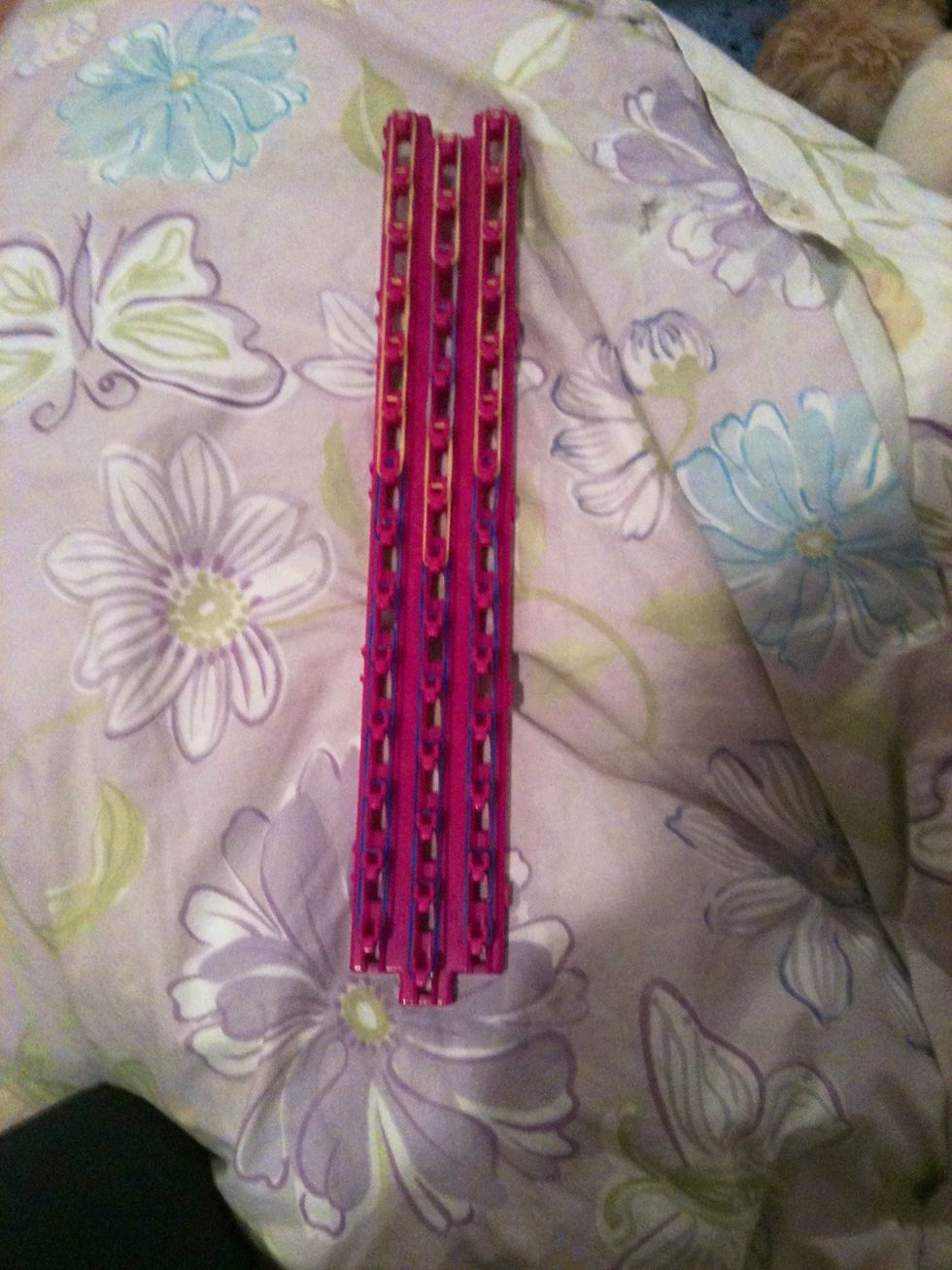 Place bands like this