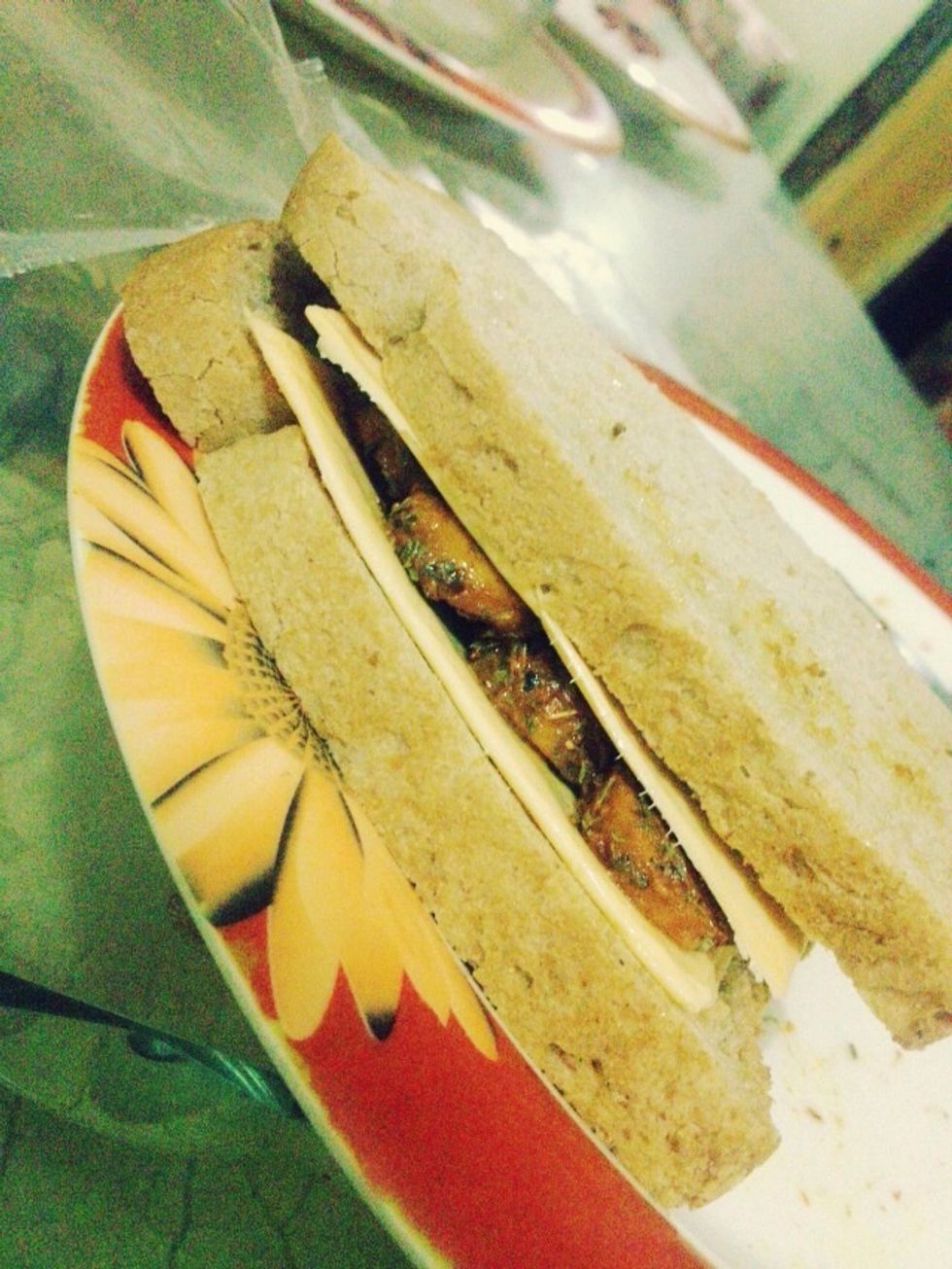 Place bread and make sandwich