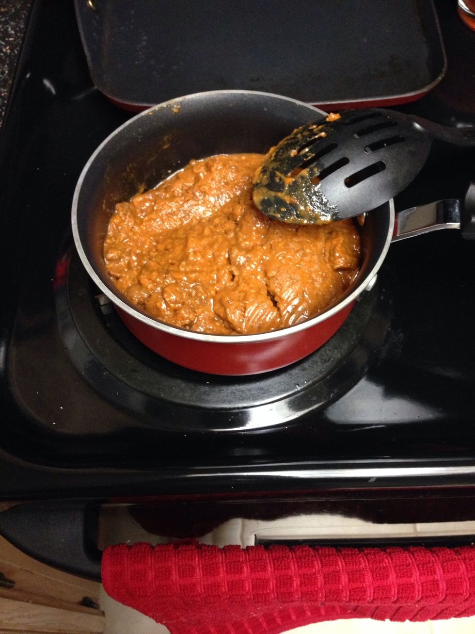 Place chili in the small sauce pan and stir over medium heat for about 5 minutes. While heating the fries. (You could also use your own secret chili sauce)