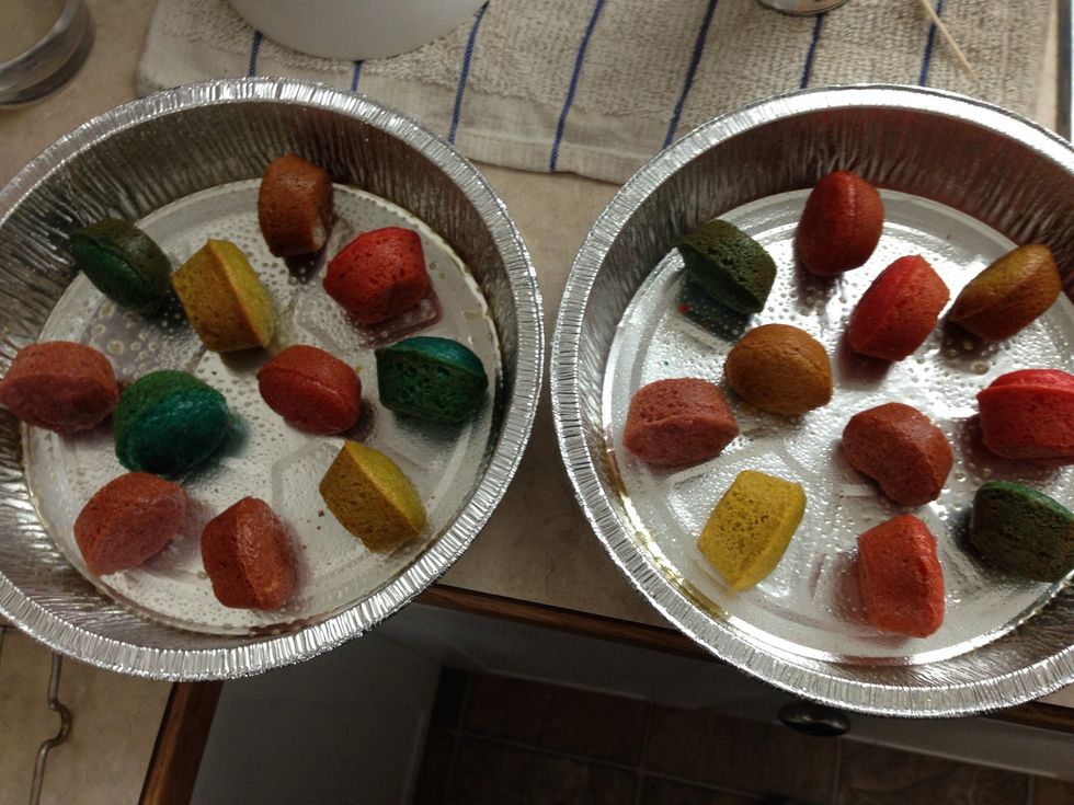 Place cupcakes on their sides in a prepared pan. Note how the cupcakes are placed, it will make all the difference when cutting the cake.