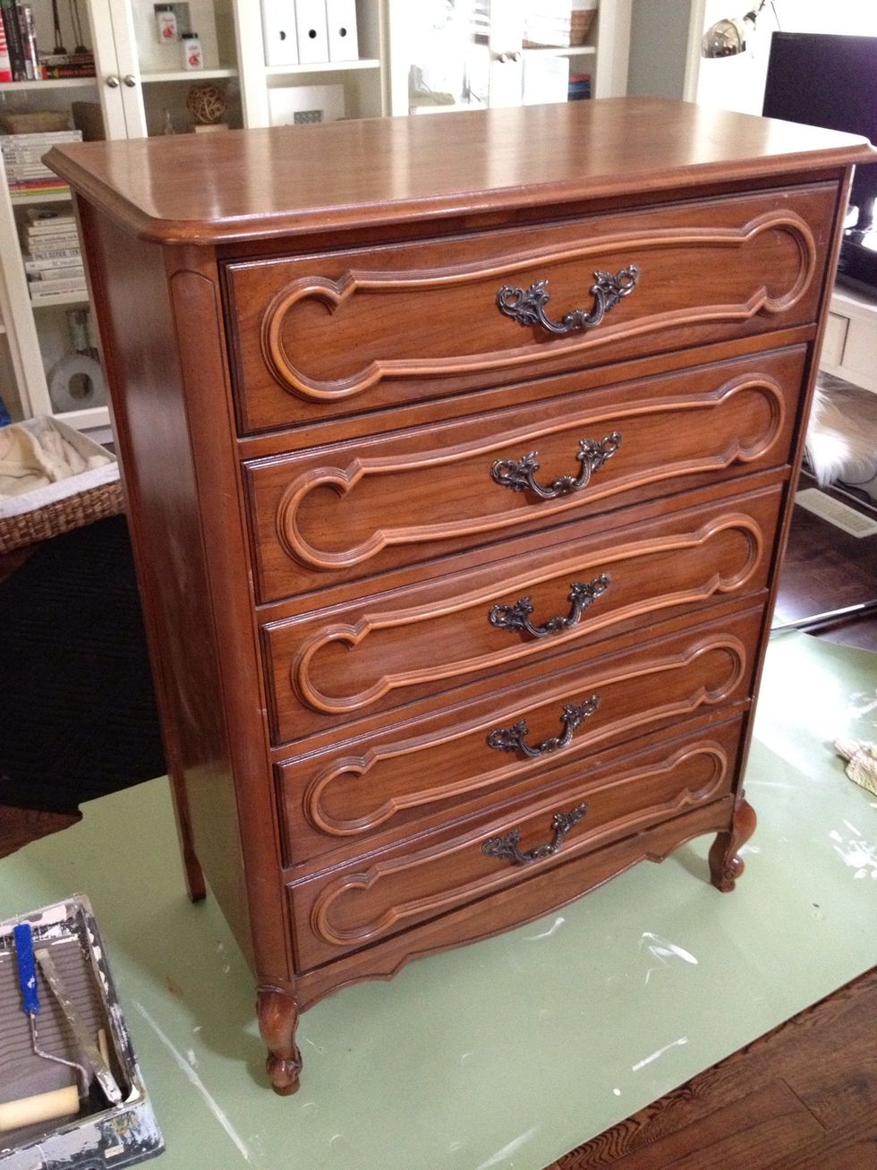 Place dresser on a matt or painters cloth. Lightly sand entire dresser unit, including handles. If you want to keep the original handles, or change them out, remove them.