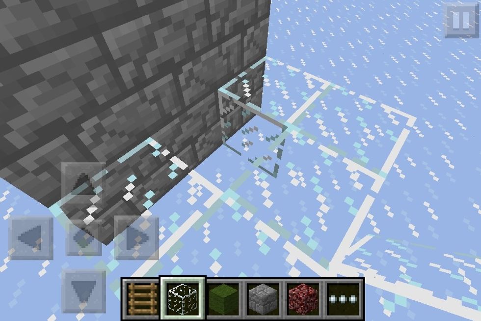 Place glass is a U shape