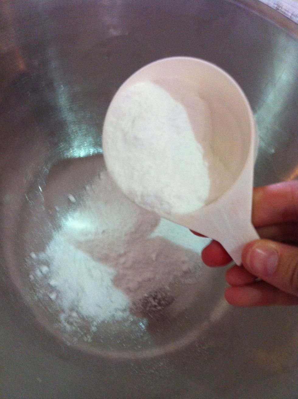 Place half a cup of the base mixture into the other bowl. (You can use the rest to create different scented bath bombs).