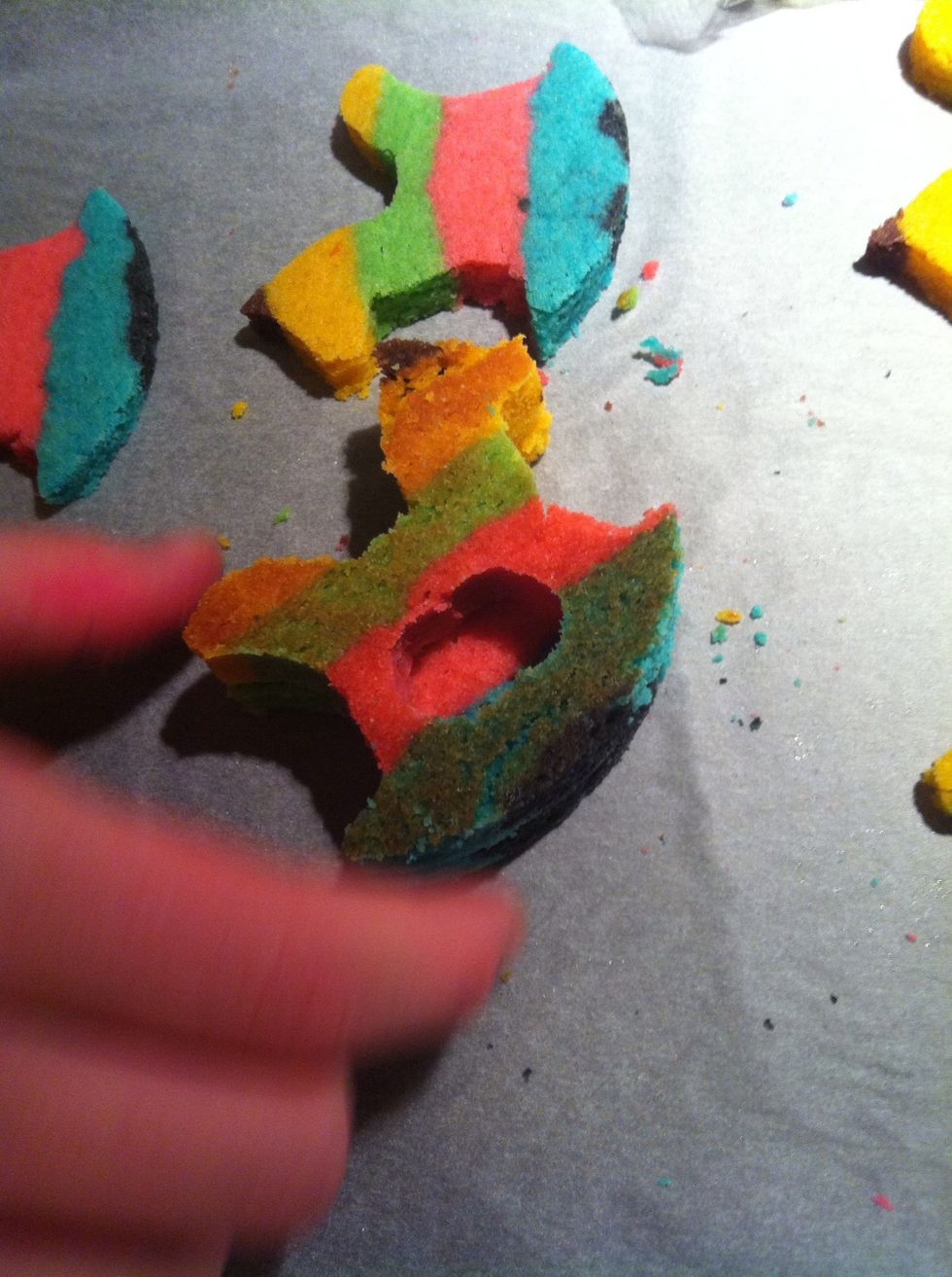 Place 'hollowed' thick slice on top and press down