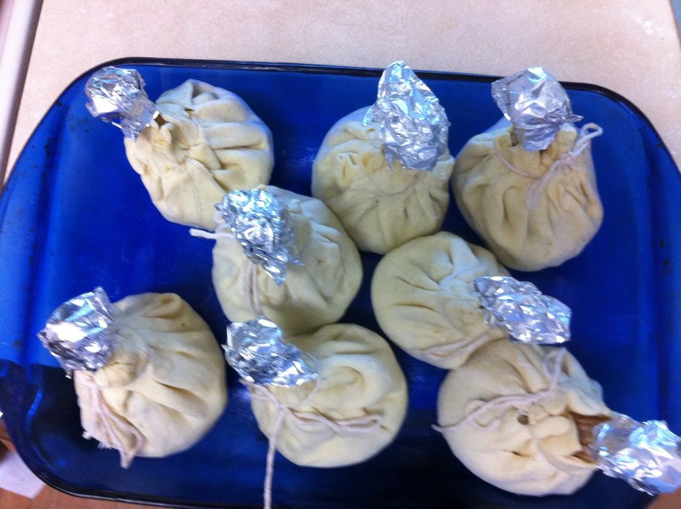 Place in a preheated 180C(350-400F)degrees oven.Bake until golden brown (about 25-30minutes). With ready-made bags do not forget to remove the thread.